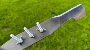How to Sharpen a Lawn Mower Blade in 10 Easy Steps